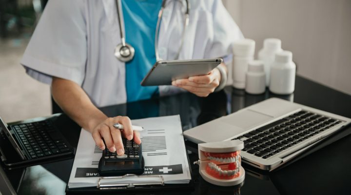 dental bookkeeping in Fort Lauderdale